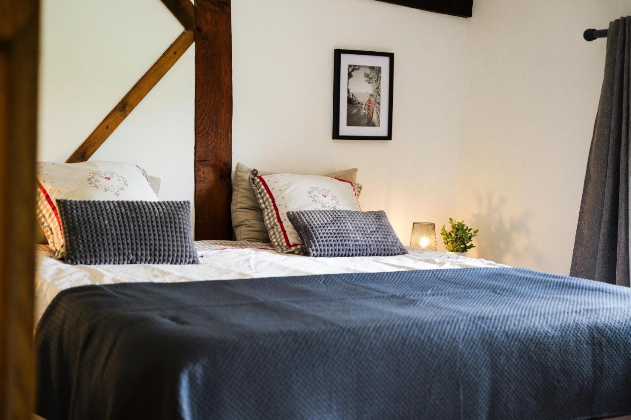 Gite La Dame Au Lit Gite A La Ferme Momignies Екстериор снимка